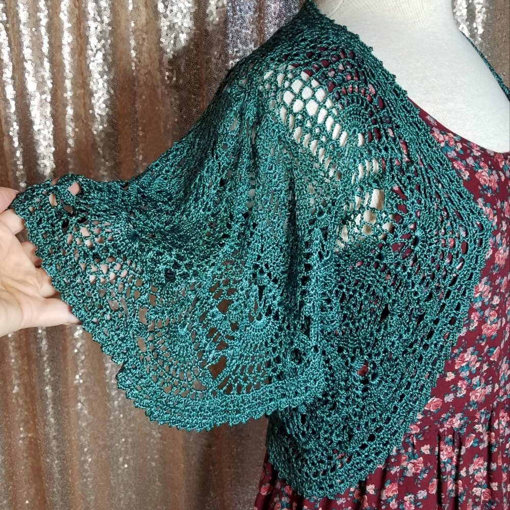 Diane Von Furstenberg vintage crochet